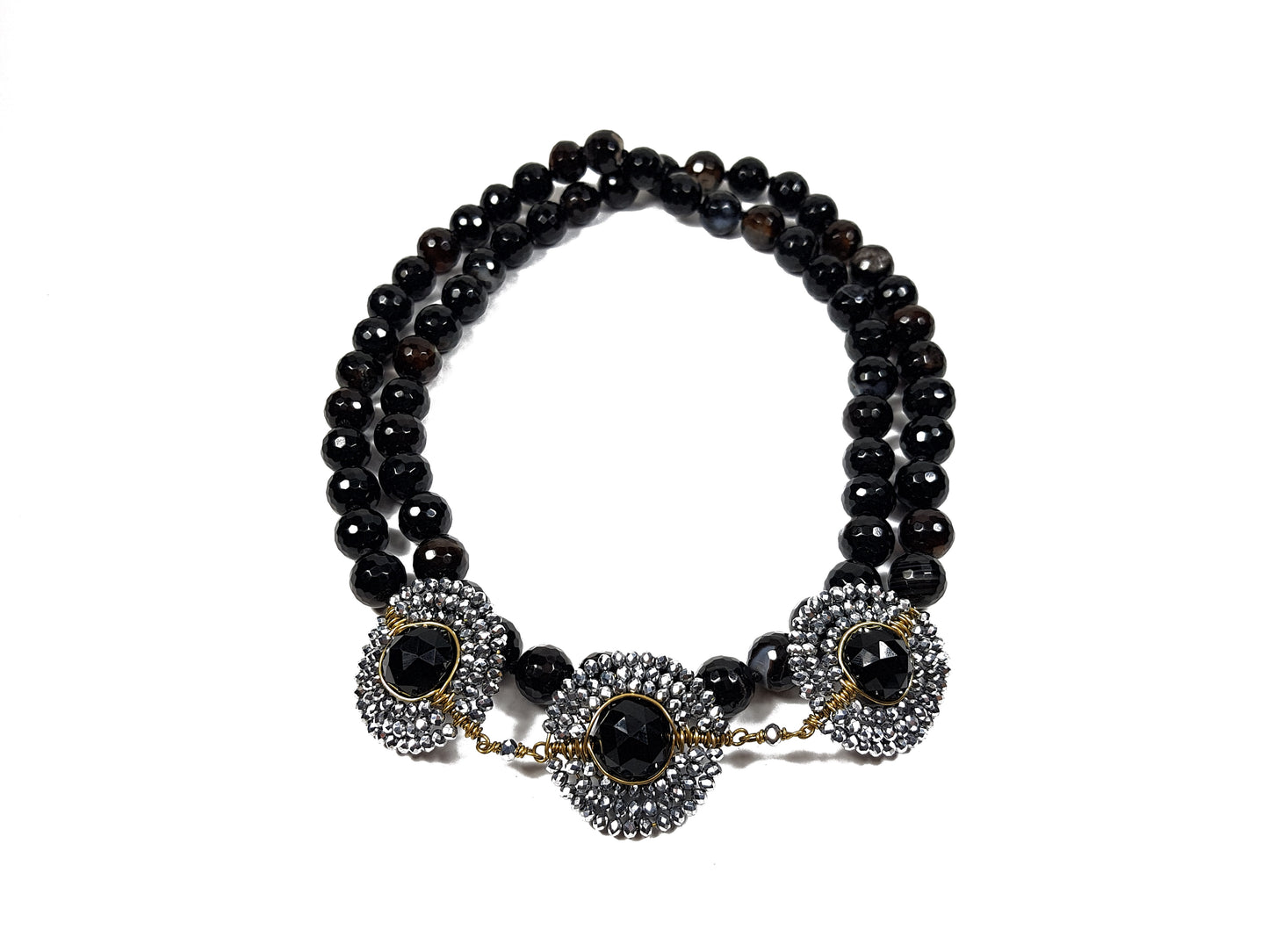 Collar Negro De Ágatas Con Medallones De Cristal