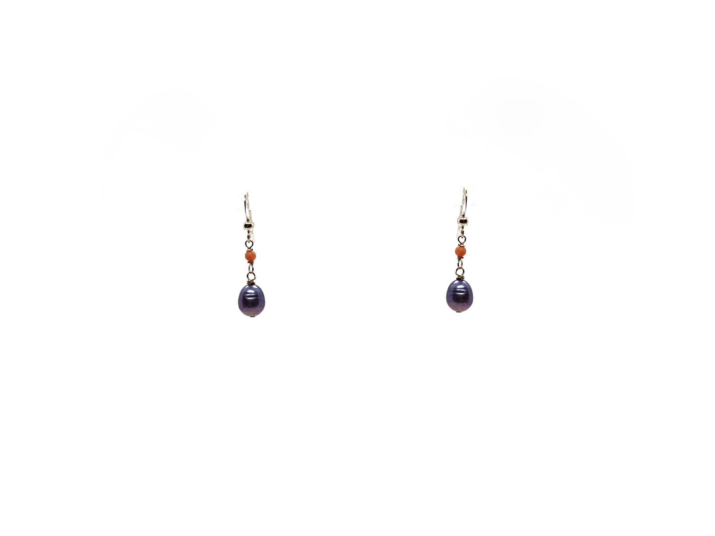 Aretes de perla natural gota gris con coral