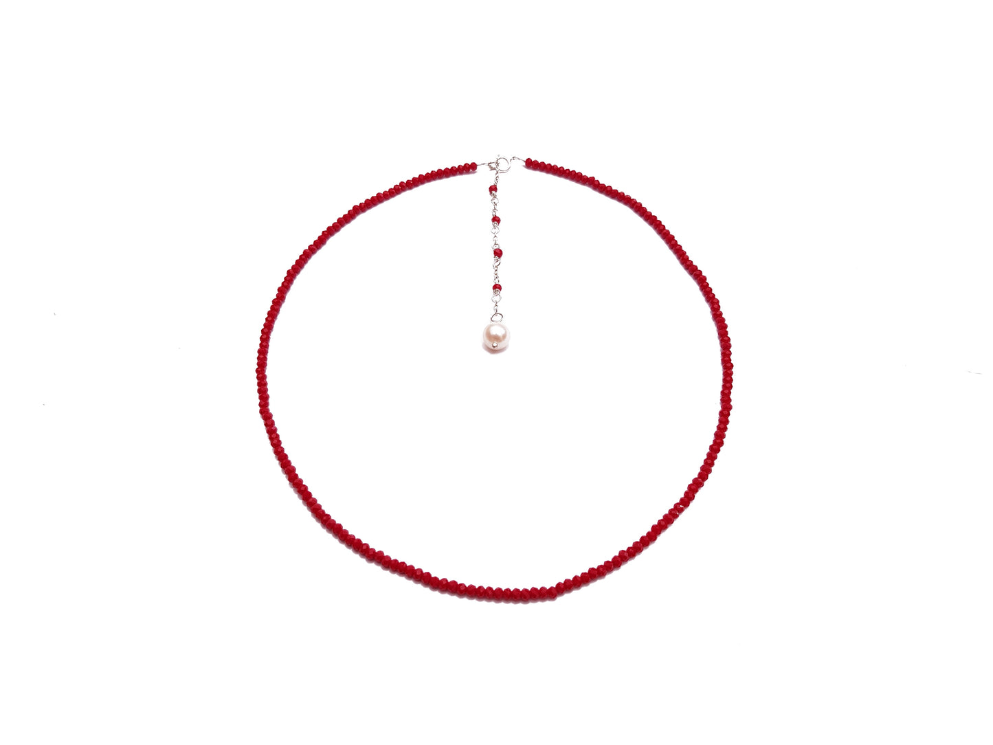 Gargantilla de cristal rojo con perla colgante