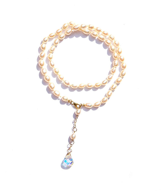Collar de Perla Natural con Dije Swarovski y Broche Gold Filled 14k
