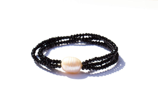 Brazalete Pulsera Cristal Negro con Perla