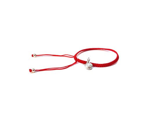 Pulsera Roja Tejida De Protección Con Medalla De San Benito